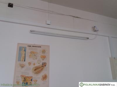 Inštalácia germicídnych žiaričov v priestoroch Polikliniky Sabinov , foto 4 z 7