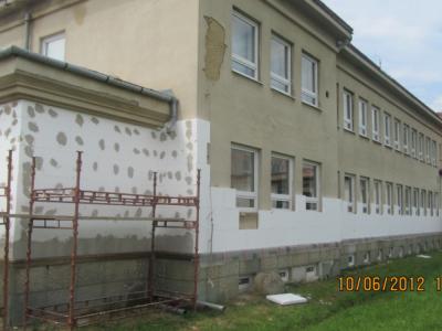 Rekonštrukcia fasády a strechy hlavnej budovy 2012, foto 8 z 17